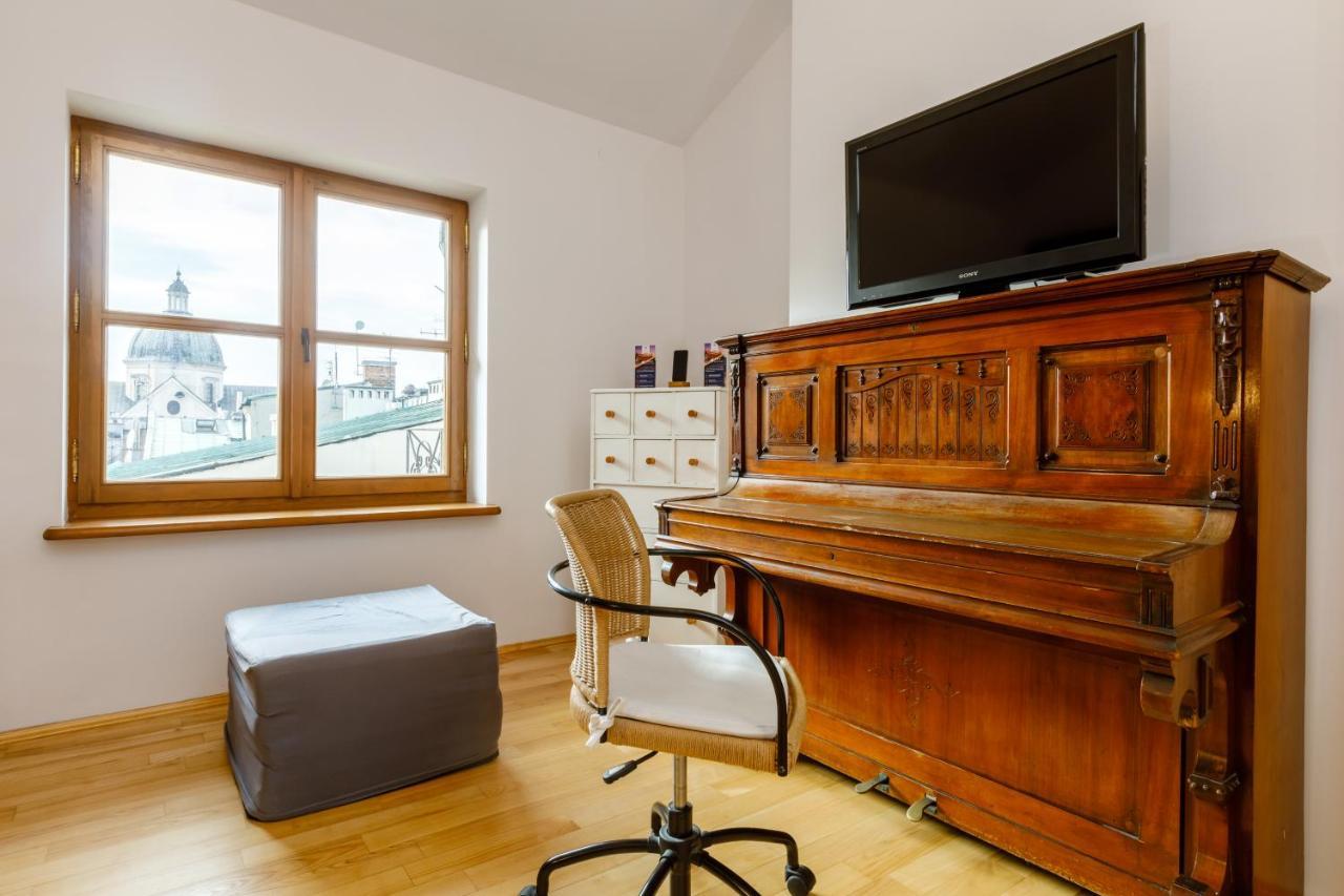 Ok Main Square Apartments Краків Екстер'єр фото